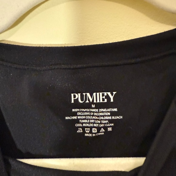 PUMIEY Short Sleeve Crewneck Thong Bodysuit - Medium - Picture 6 of 8